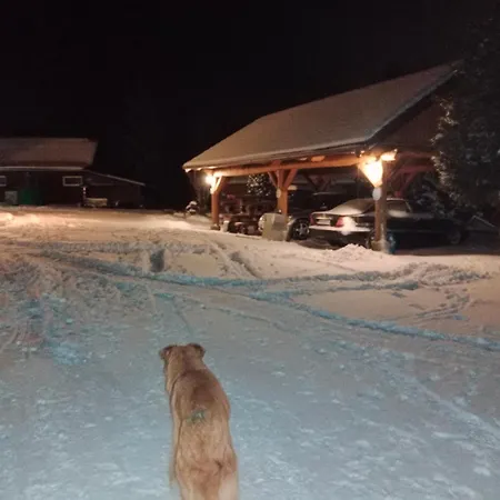 Monty Ranch 게스트하우스 Štôla